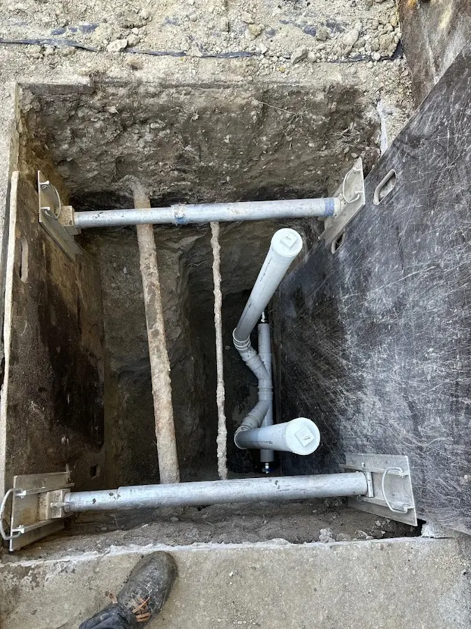 Experienced plumber completing Gas Line Repair work in Panama City Beach